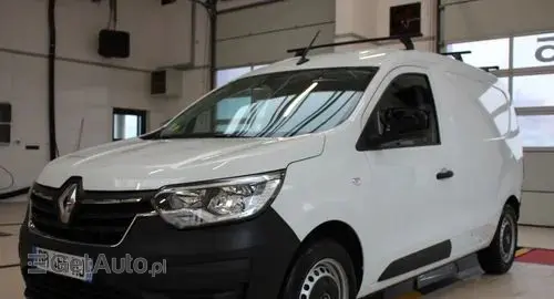 RENAULT Express 