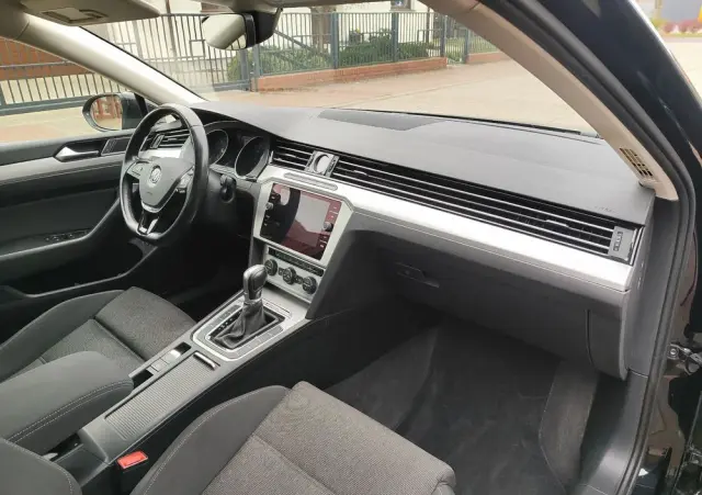 VOLKSWAGEN Passat 2.0 TDI SCR DSG 4Motion Elegance