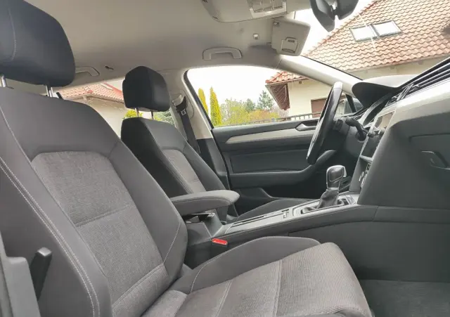 VOLKSWAGEN Passat 2.0 TDI SCR DSG 4Motion Elegance