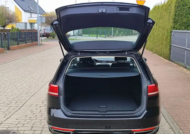 VOLKSWAGEN Passat 2.0 TDI SCR DSG 4Motion Elegance