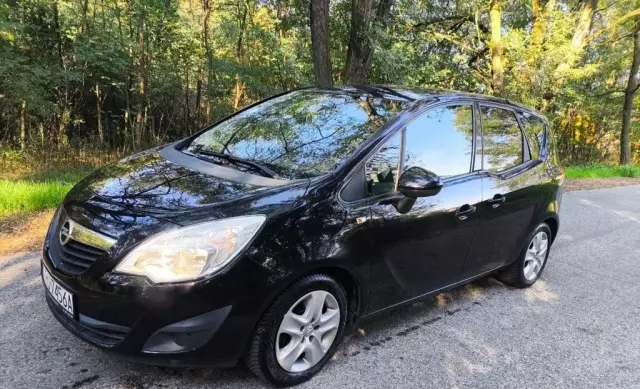 OPEL Meriva 