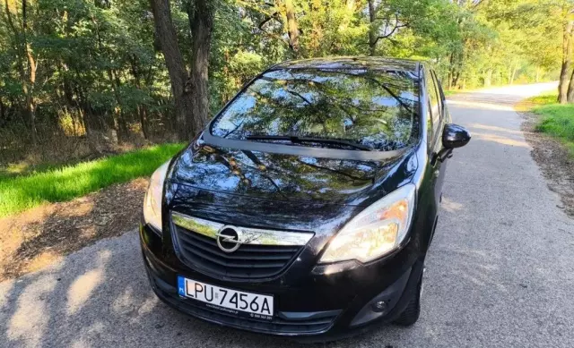 OPEL Meriva 