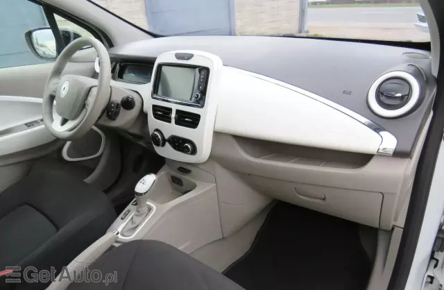RENAULT Zoe 