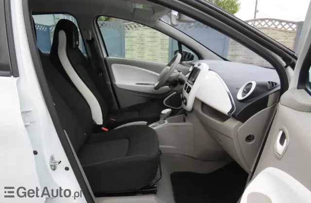 RENAULT Zoe 