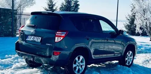 TOYOTA Rav 4 