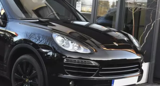 PORSCHE Cayenne 