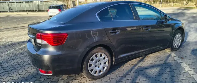 TOYOTA Avensis 1.8 Active