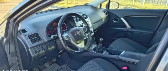 TOYOTA Avensis 1.8 Active