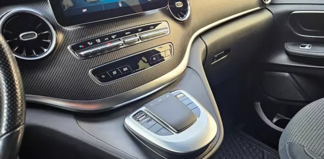 MERCEDES-BENZ Klasa V 250 d 9G-Tronic