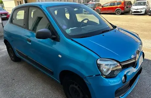 RENAULT Twingo 
