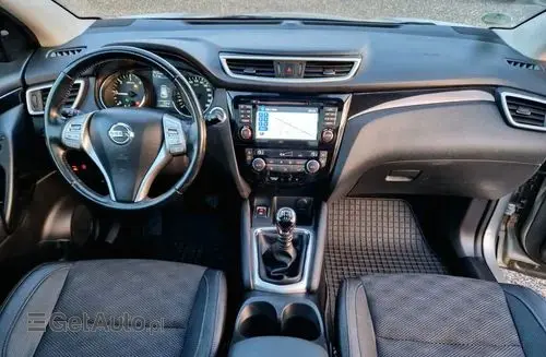 NISSAN Qashqai 2 