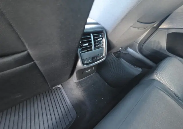 SKODA Octavia 2.0 TDI Selection DSG