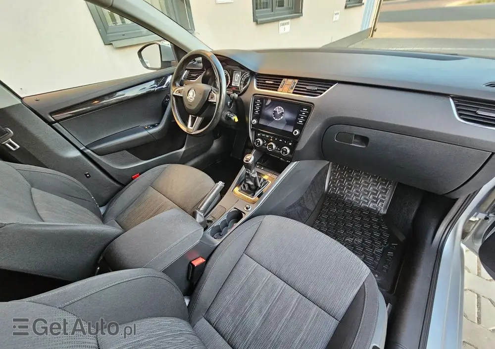 SKODA Octavia 2.0 TDI Elegance