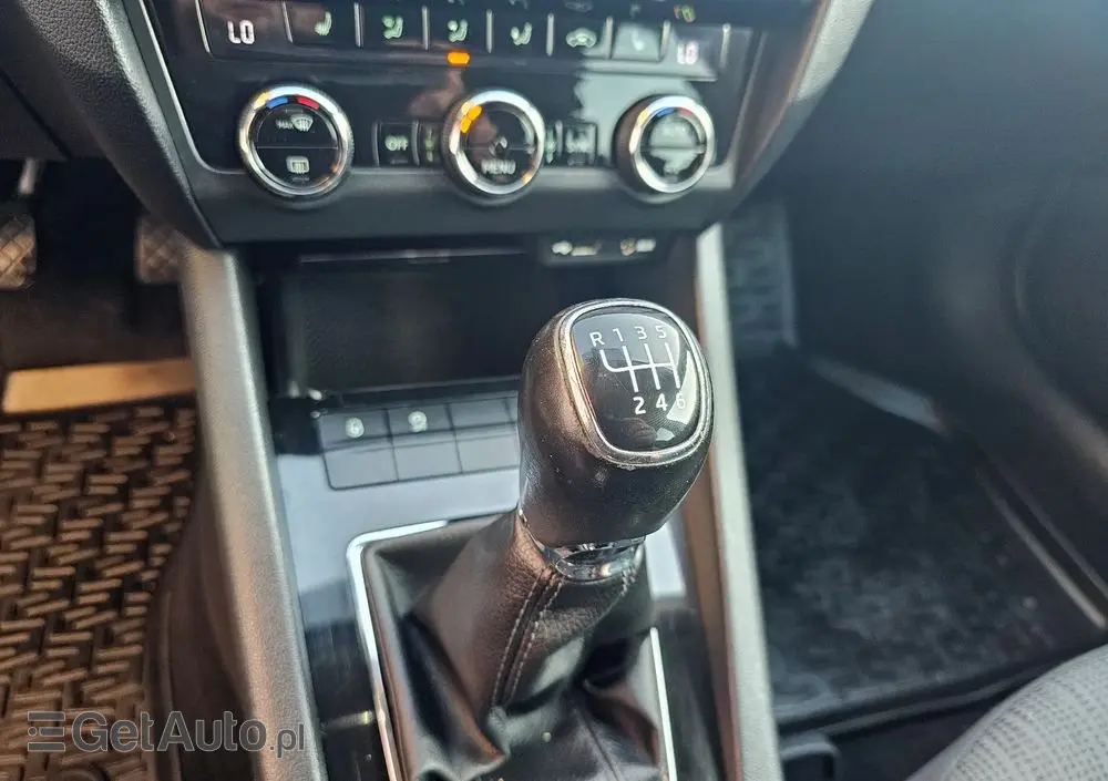 SKODA Octavia 2.0 TDI Elegance