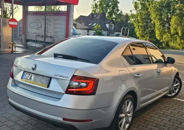 SKODA Octavia 2.0 TDI Elegance
