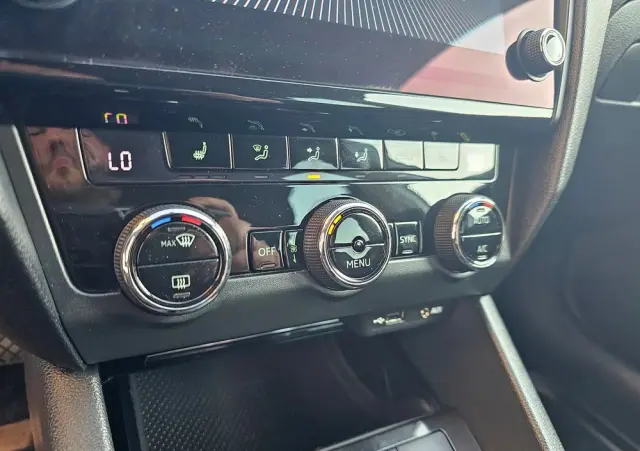 SKODA Octavia 2.0 TDI Elegance