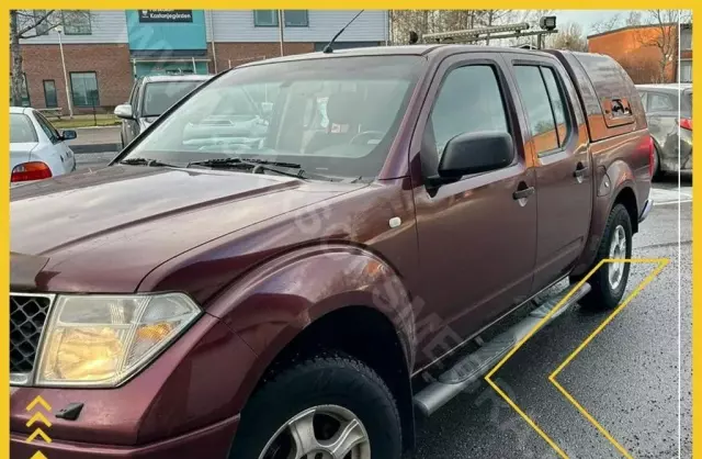 NISSAN Navara 