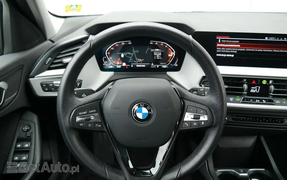BMW Seria 1 118i Advantage
