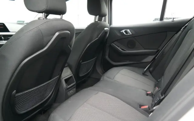 BMW Seria 1 118i Advantage