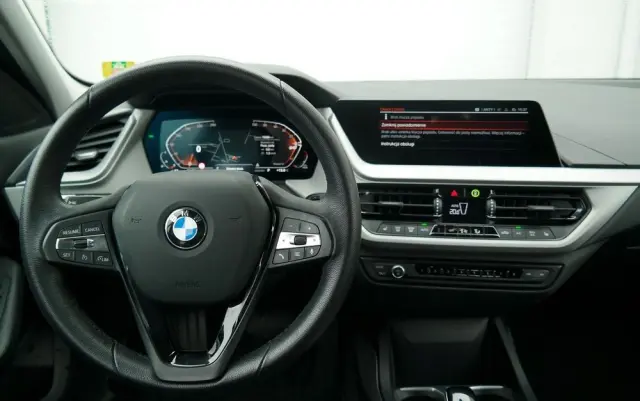 BMW Seria 1 118i Advantage