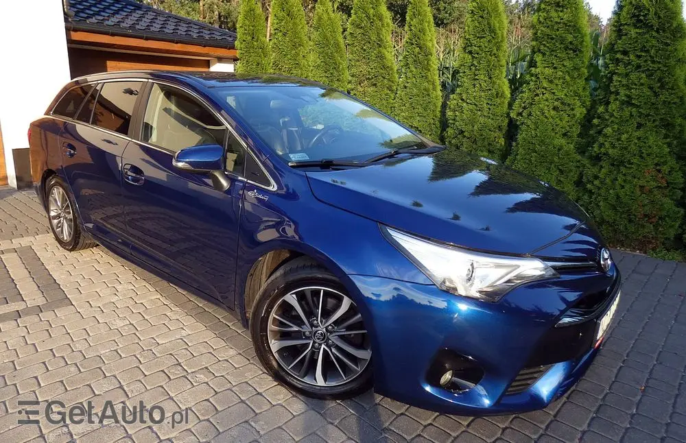 TOYOTA Avensis 1.8 Prestige MS