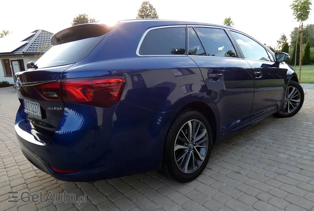 TOYOTA Avensis 1.8 Prestige MS