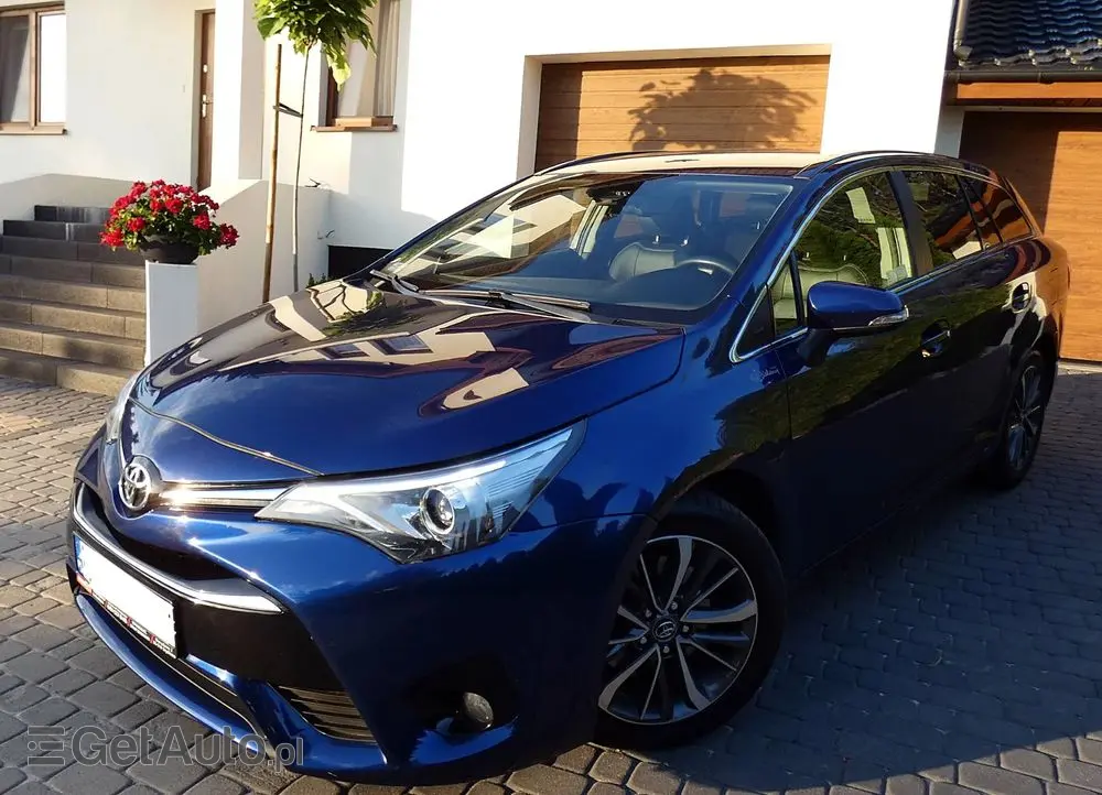 TOYOTA Avensis 1.8 Prestige MS