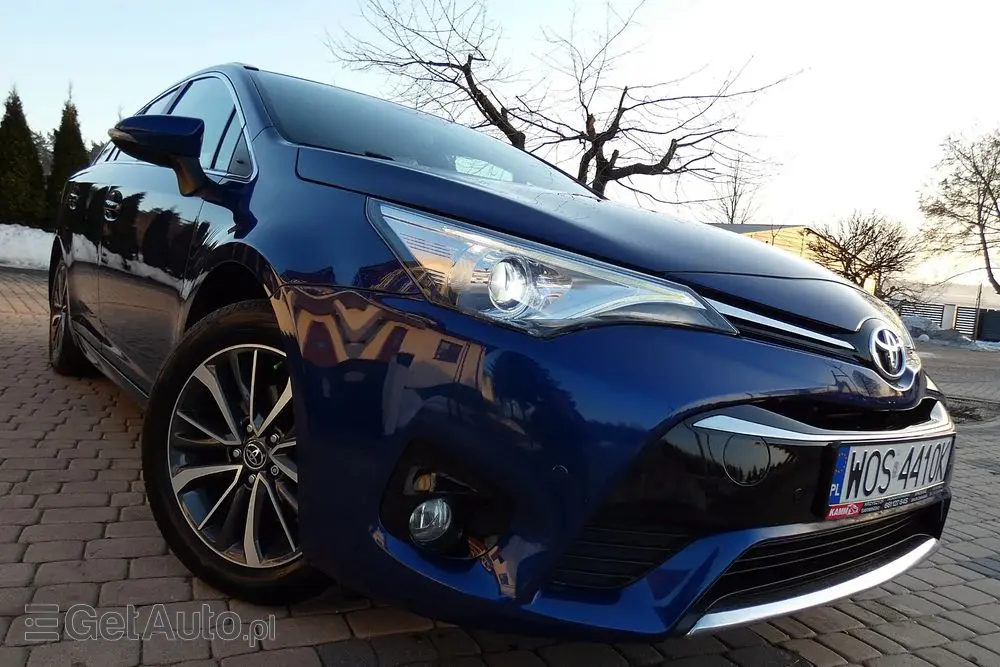TOYOTA Avensis 1.8 Prestige MS
