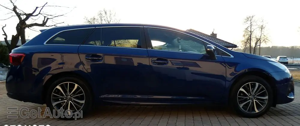 TOYOTA Avensis 1.8 Prestige MS