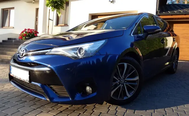 TOYOTA Avensis 1.8 Prestige MS