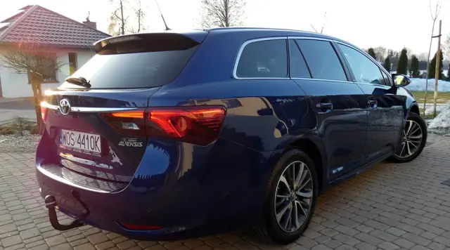 TOYOTA Avensis 1.8 Prestige MS