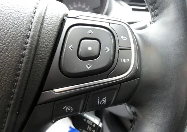 TOYOTA Avensis 1.8 Prestige MS