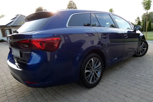 TOYOTA Avensis 1.8 Prestige MS