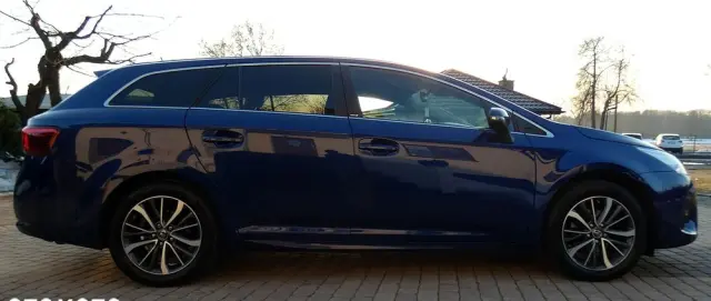 TOYOTA Avensis 1.8 Prestige MS