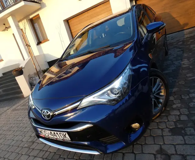 TOYOTA Avensis 1.8 Prestige MS