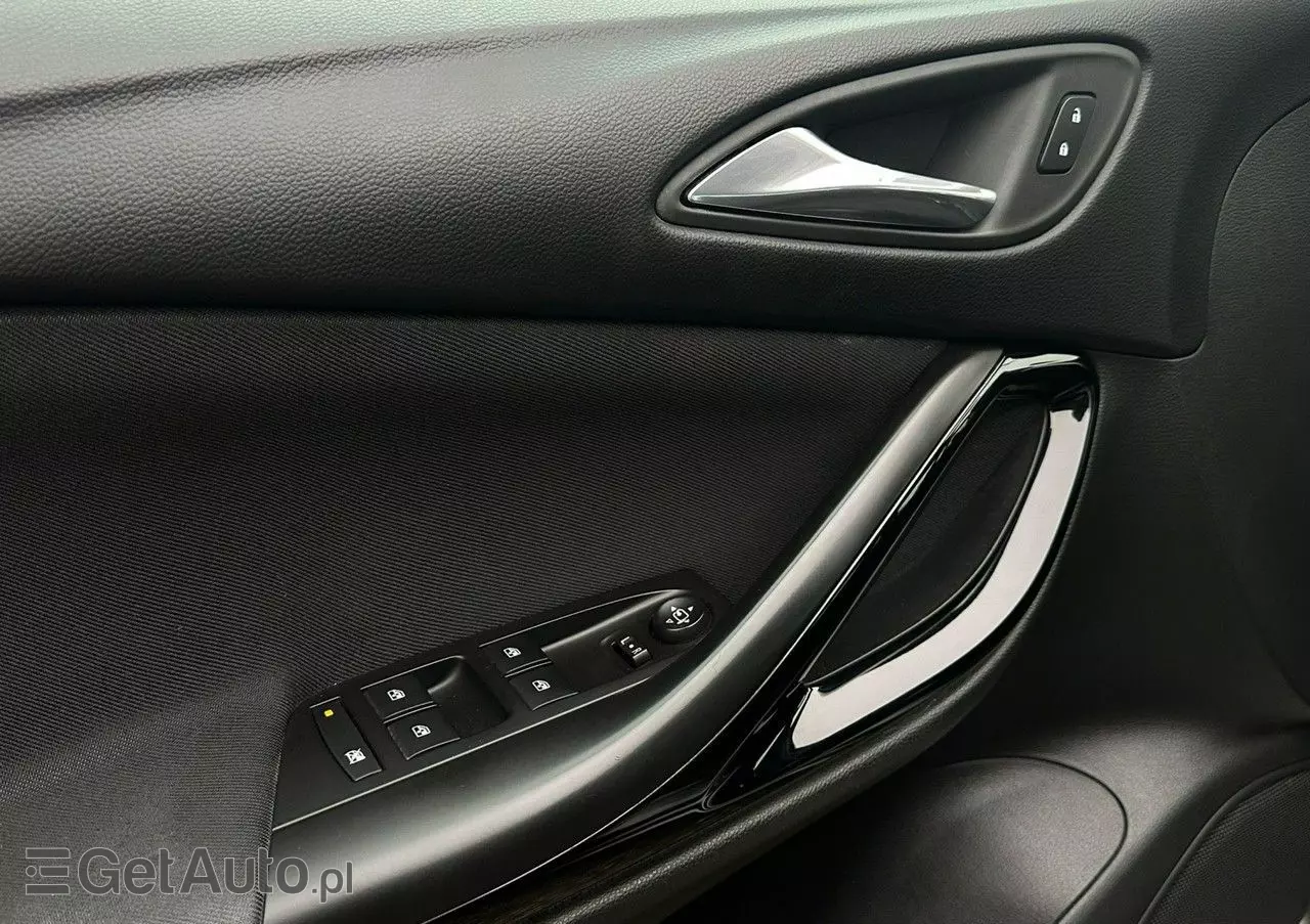 OPEL Astra V 1.4 T Dynamic S&S