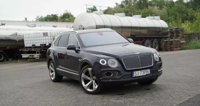BENTLEY Bentayga W12