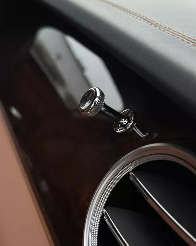 BENTLEY Bentayga W12