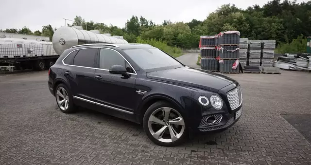 BENTLEY Bentayga W12