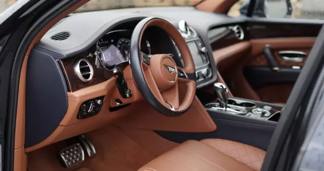 BENTLEY Bentayga W12