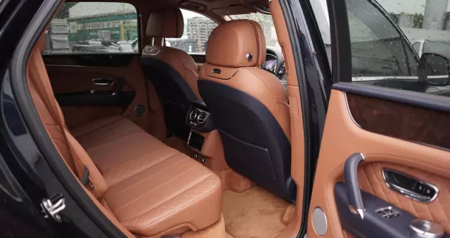 BENTLEY Bentayga W12