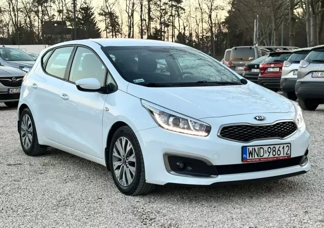 KIA Ceed Cee'd 1.6 CRDi Smart