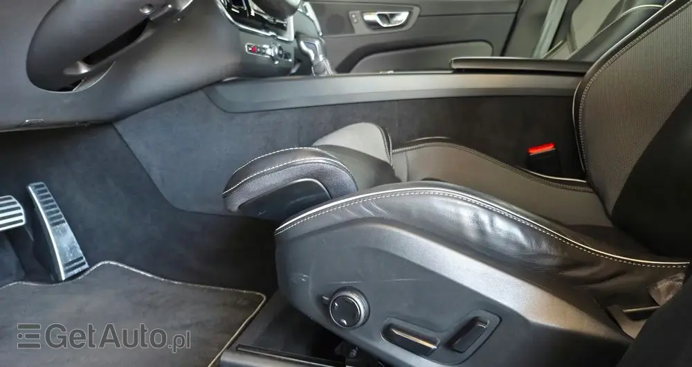 VOLVO XC 60 D4 Geartronic RDesign