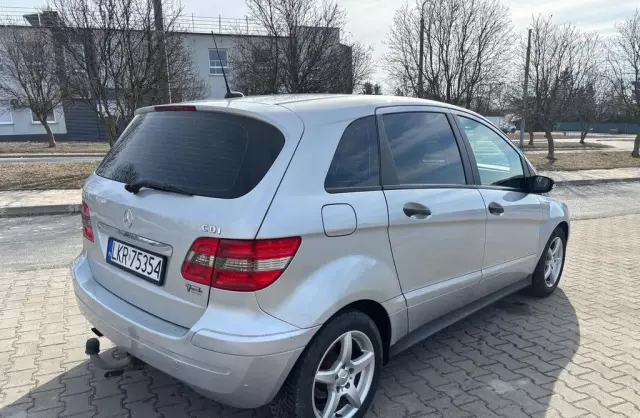 MERCEDES-BENZ Klasa B 