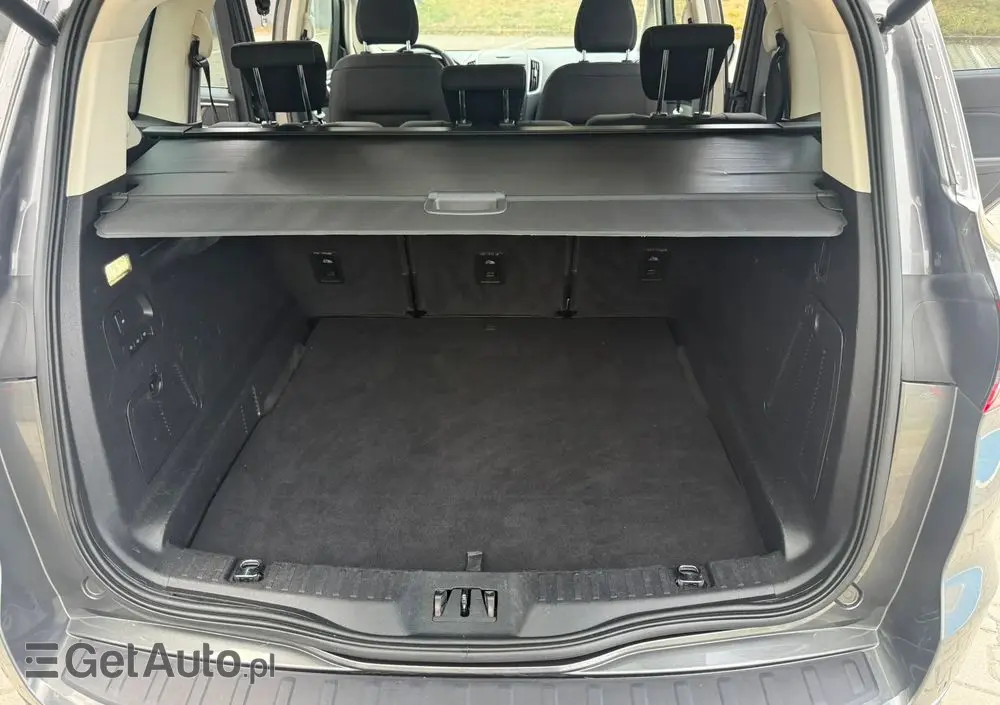 FORD S-Max 2.0 TDCi Titanium