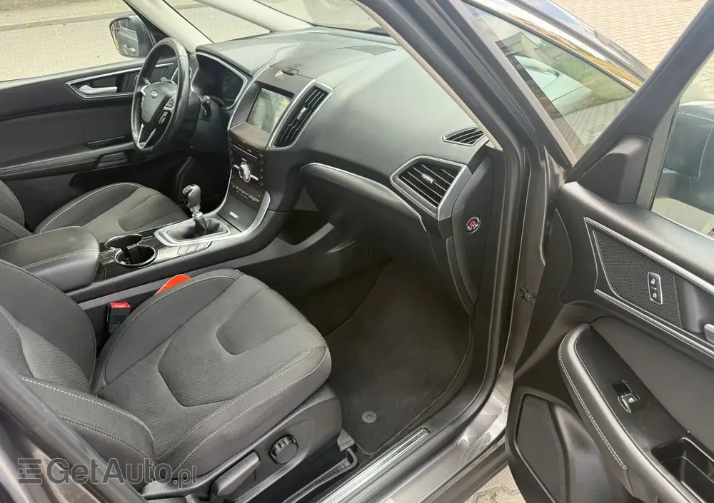 FORD S-Max 2.0 TDCi Titanium