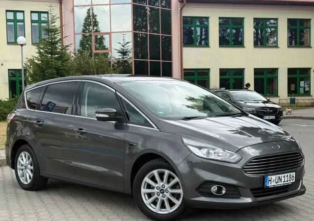 FORD S-Max 2.0 TDCi Titanium
