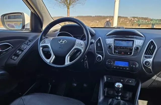 HYUNDAI Ix35 