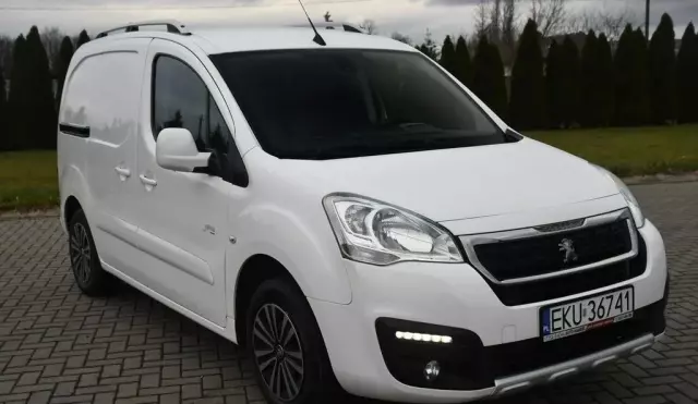 PEUGEOT Partner 