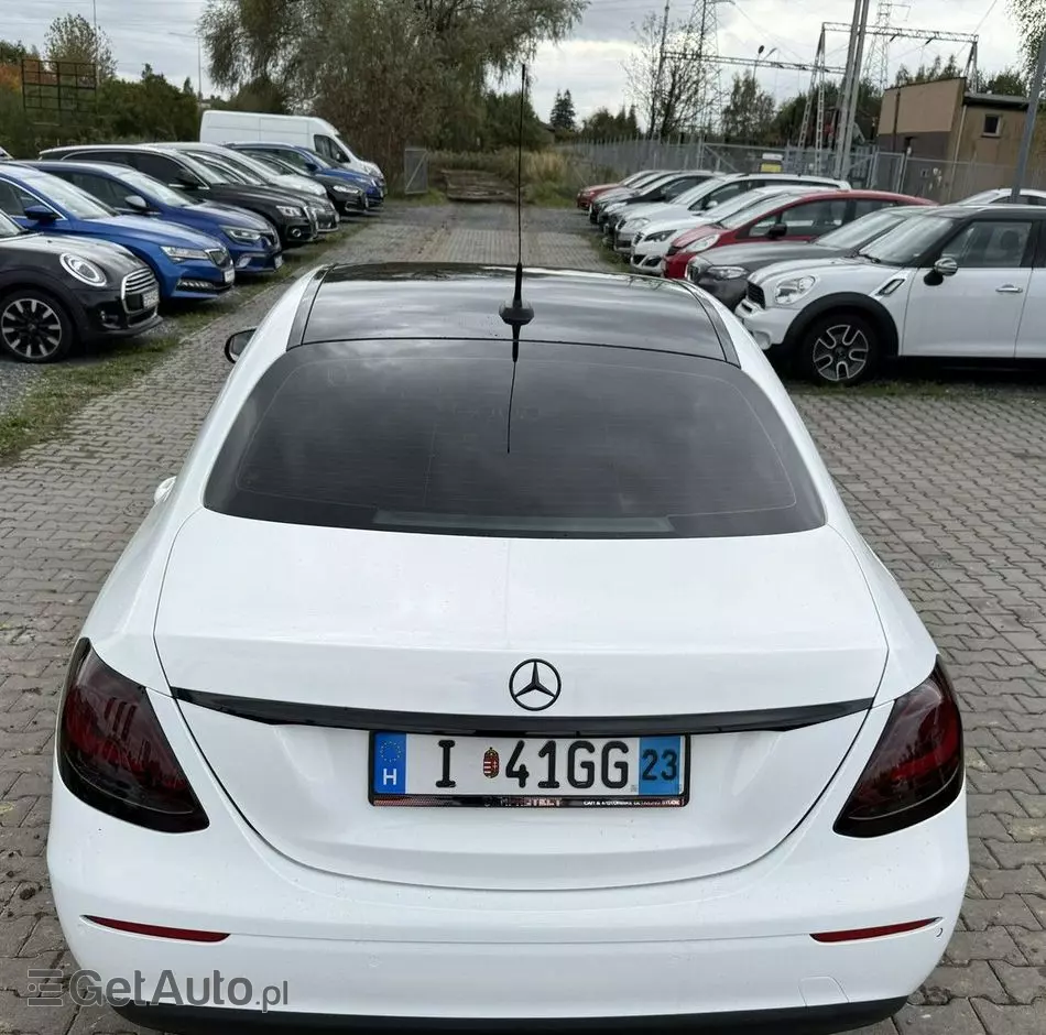 MERCEDES-BENZ Klasa E 200 d 9G-TRONIC